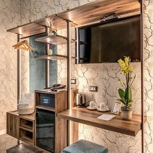 **** Hotel Apollo Boutique Italien